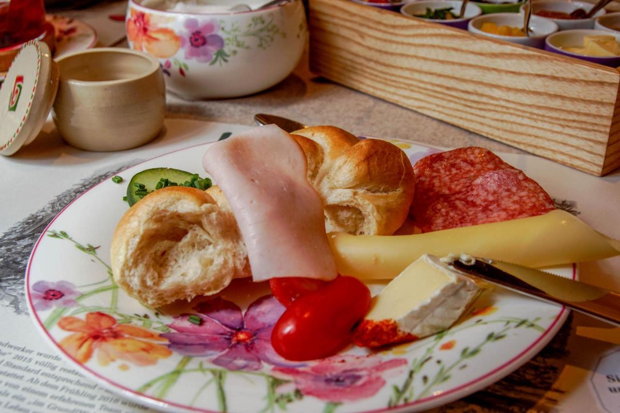 Waldruhe - Bett, Fruehstueck & Ein Laecheln Bed & Breakfast Bad Aussee Ngoại thất bức ảnh